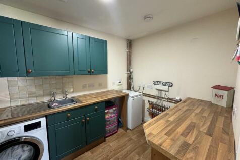 utility room.jpg