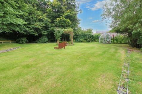 rear garden.jpg