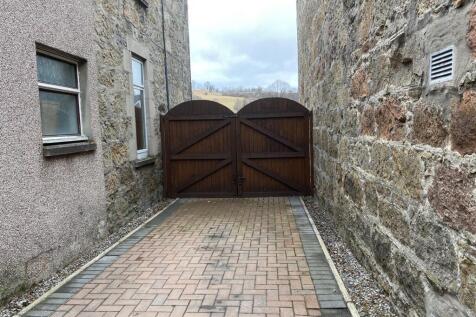 driveway.JPG