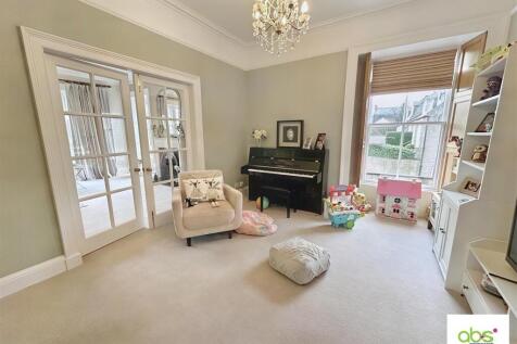 Play Room or Snug
