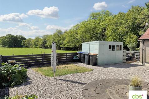 Side &amp; Rear Garden
