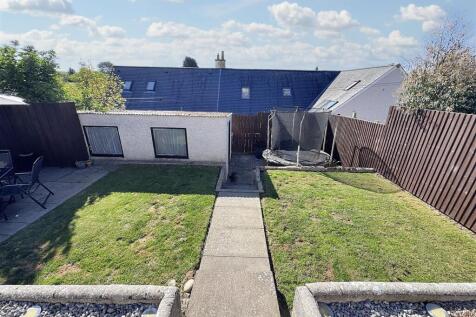 rear garden 2.jpg