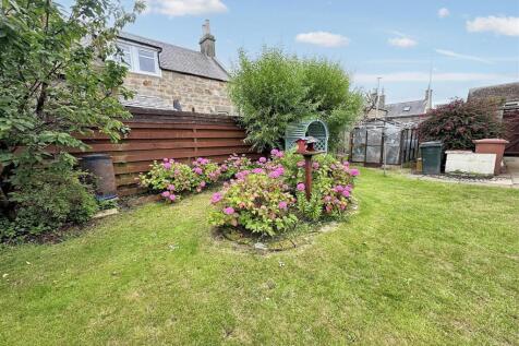 garden 2 (2).jpg