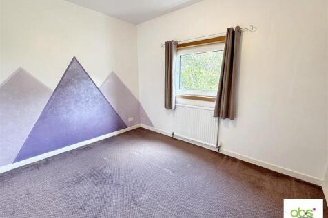 bed 3 (2).jpg