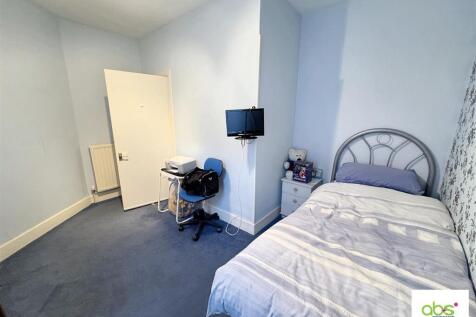 Single Bedroom
