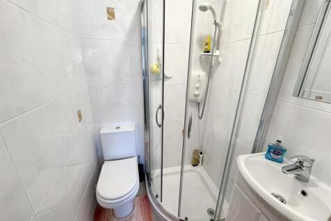 Ensuite Shower Room