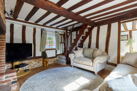 Lion_Cottage_0509...