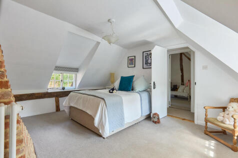 Lion_Cottage_0509...