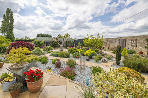 Property Image 38