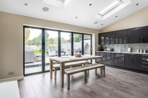 32-Ruskin-Drive-11.jpg