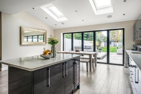 32-Ruskin-Drive-10.jpg