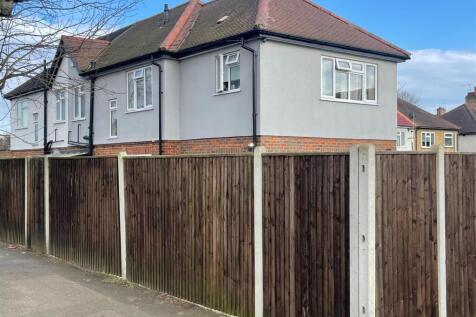 new tilehurst front shot.jpg