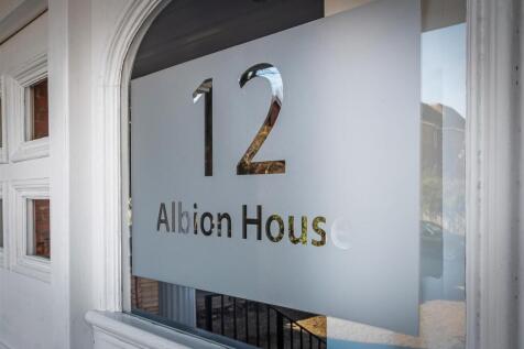 Flat-1-12-Albion-Road-21.jpg