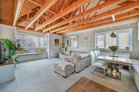 OSPREY CLOSE, 4-22.jpg