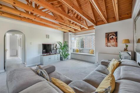 OSPREY CLOSE, 4-20.jpg