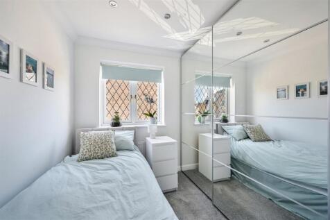 OSPREY CLOSE, 4-14.jpg