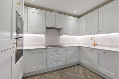 FIELD VIEW FLAT  (1).jpg