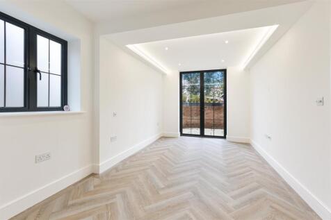 FIELD VIEW FLAT  (12).jpg