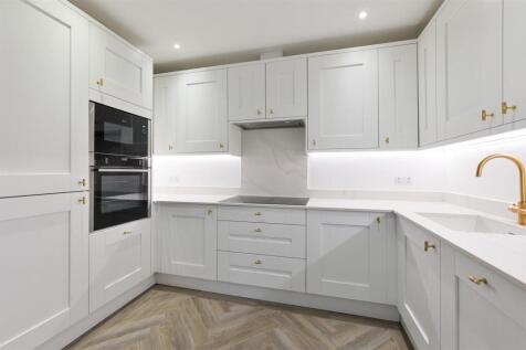 FIELD VIEW FLAT  (2).jpg