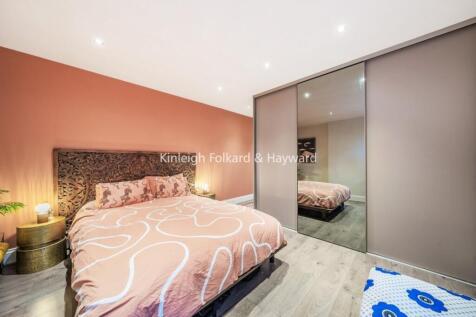 d3ba8f68-0f6d-4e4d-b