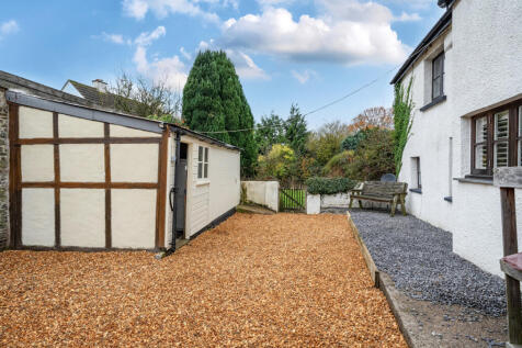 1369615-7-6908d2d...