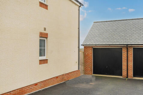 1376782-14-690de5...