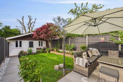 Rear Garden &amp; Garage