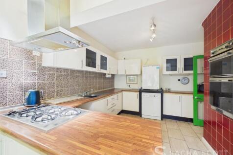 Kitchen / Breakfast Room