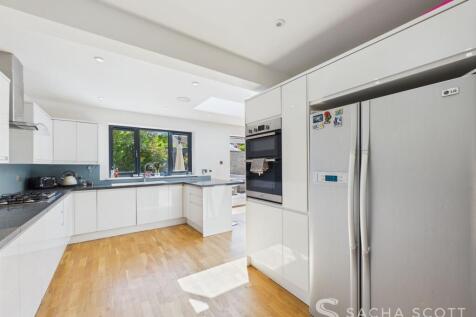 Kitchen / Breakfast Room