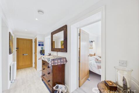 Hall &amp; Storage