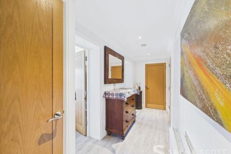 Hall &amp; Storage