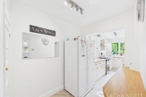Kitchen / Breakfast Room