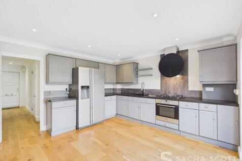 Kitchen / Breakfast Room