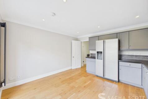 Kitchen / Breakfast Room