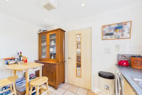 Kitchen / Breakfast Room