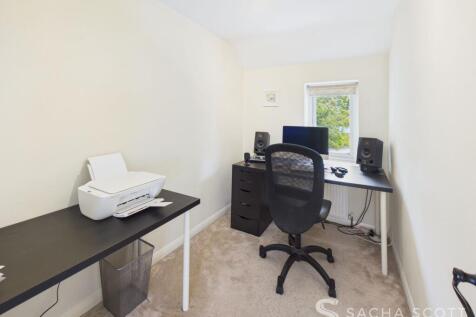 Bedroom 3 / Office