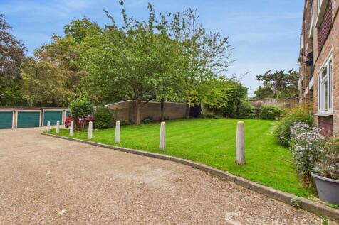 Rear Communal Grounds
