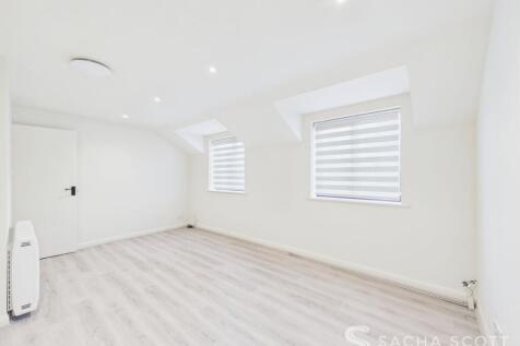 Studio Room