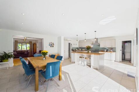 Kitchen / Breakfast / Diner