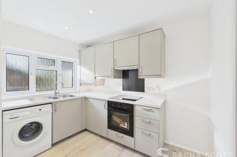 Kitchen / Breakfast Room