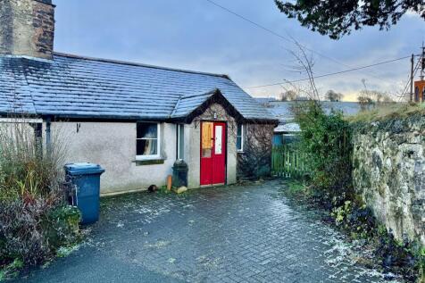 2 Ty Newydd, Llanddoged.jpg