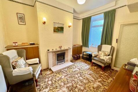 PHOTO-2025-10-10-15-36-01 (4).jpg