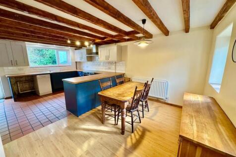 PHOTO-2025-10-09-13-41-36 (4).jpg