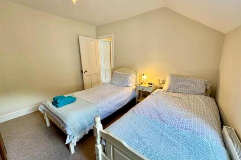 PHOTO-2025-09-19-10-39-19 (1).jpg