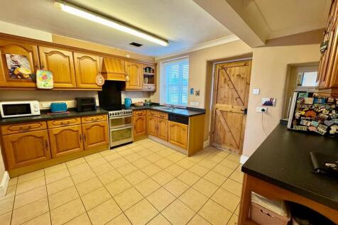 PHOTO-2025-10-24-12-29-44 (12).jpg