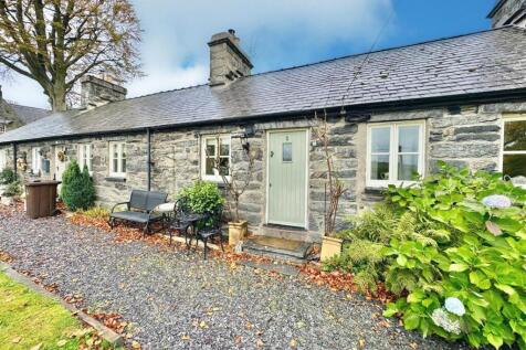 PHOTO-2025-10-21-17-13-16 (9).jpg