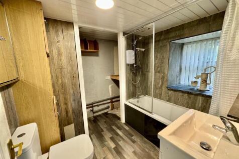 PHOTO-2025-11-05-08-15-48 (4).jpg