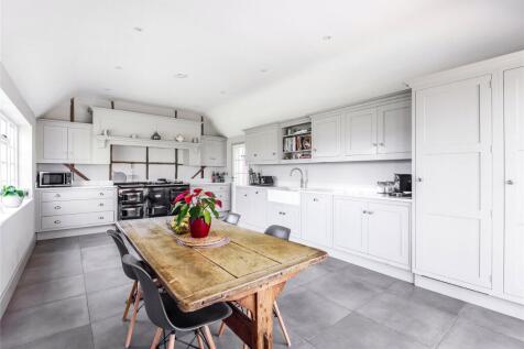 Kitchen/Breakfast Rm