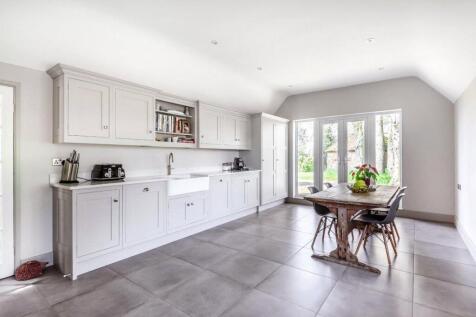 Kitchen/Breakfast Rm