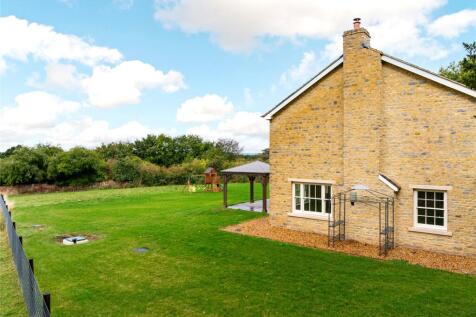 Side Aspect/Garden